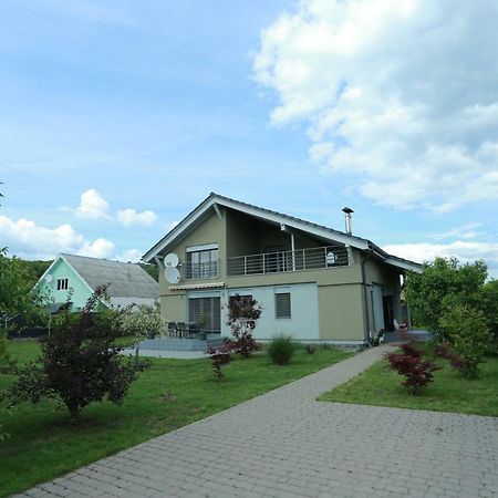 Sentis Hotel Ungvár Kültér fotó