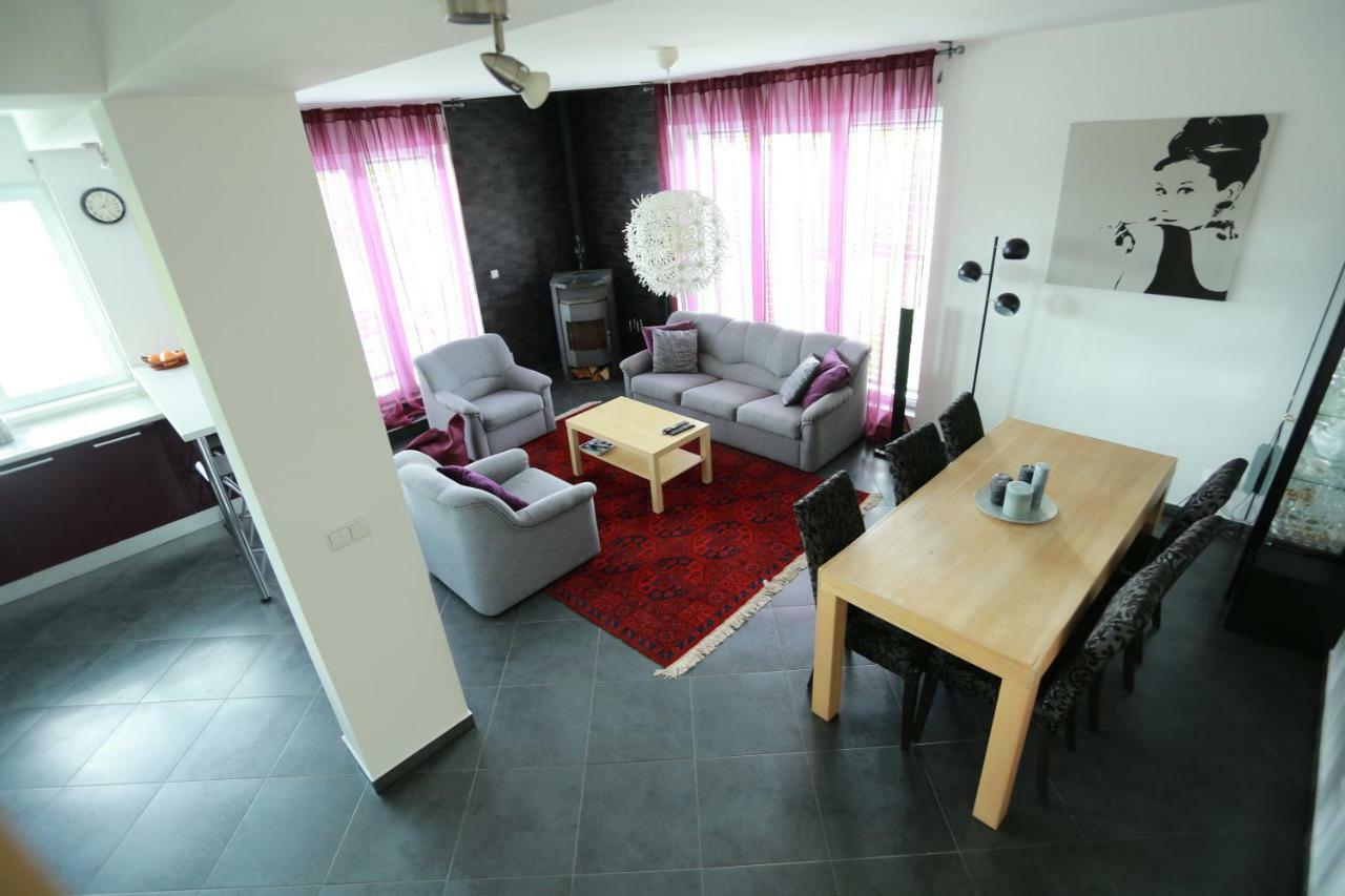 Sentis Hotel Ungvár Kültér fotó