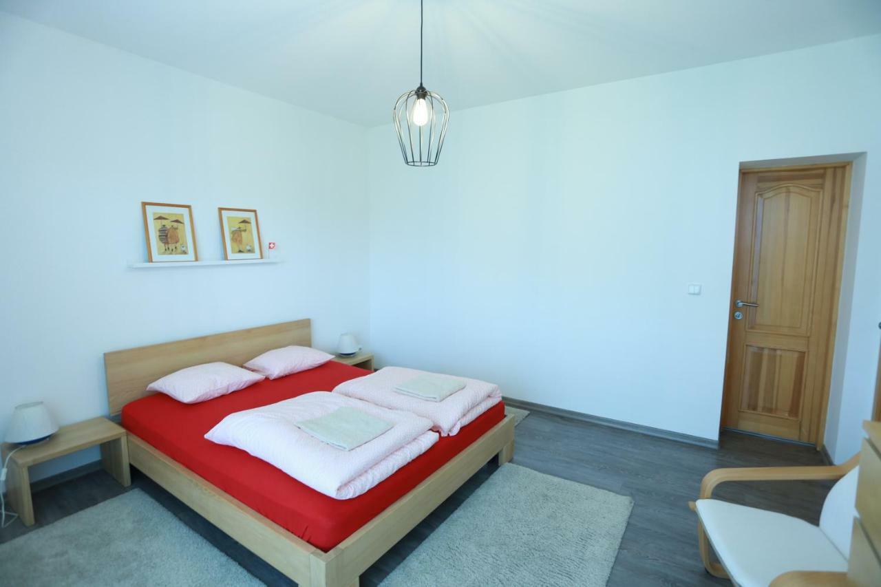 Sentis Hotel Ungvár Kültér fotó