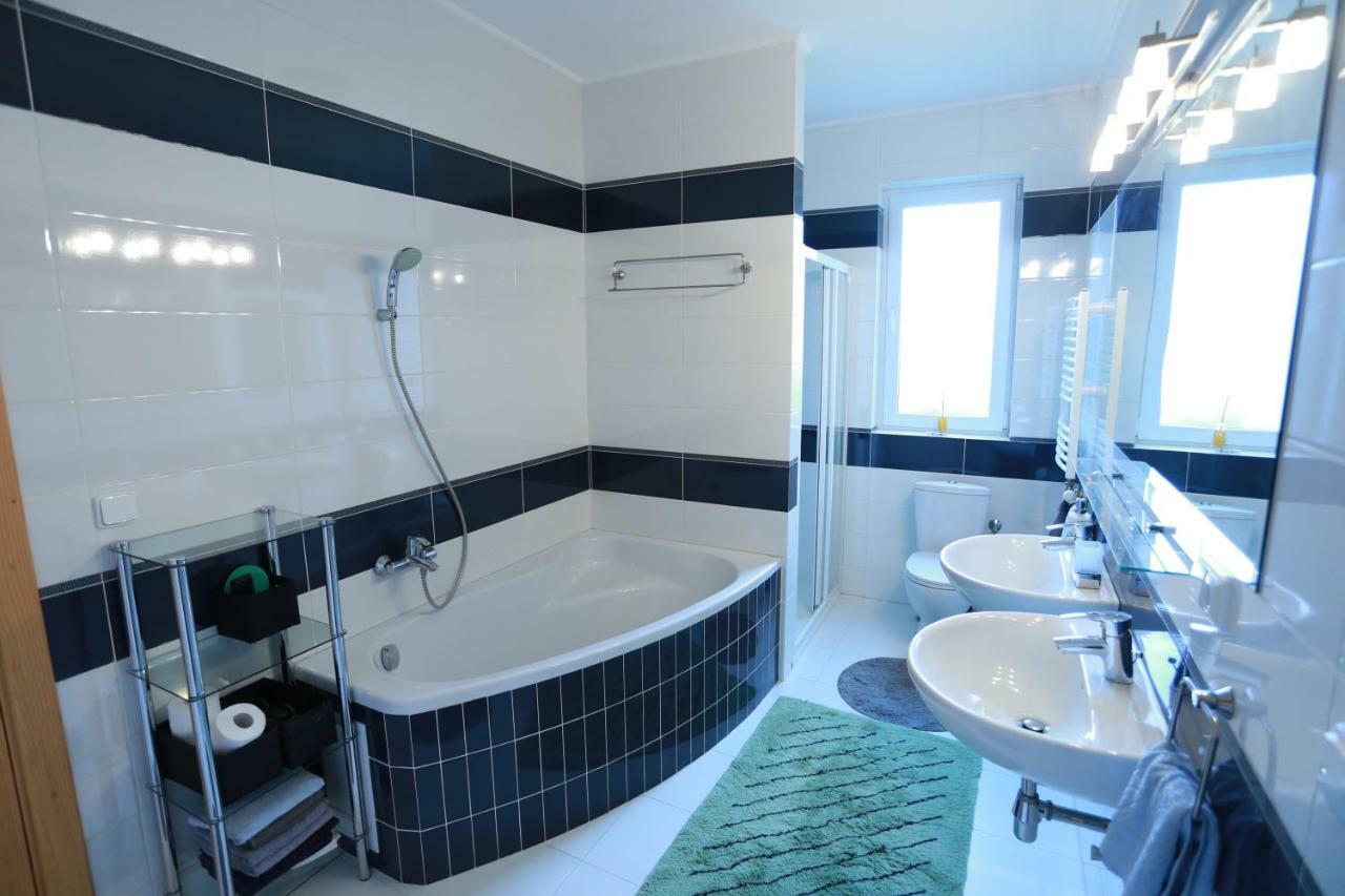 Sentis Hotel Ungvár Kültér fotó